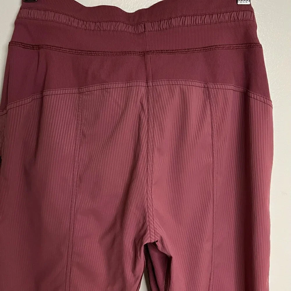Lululemon Dance Studio Crop Pants Size S (4-6) In Flush Pink Color